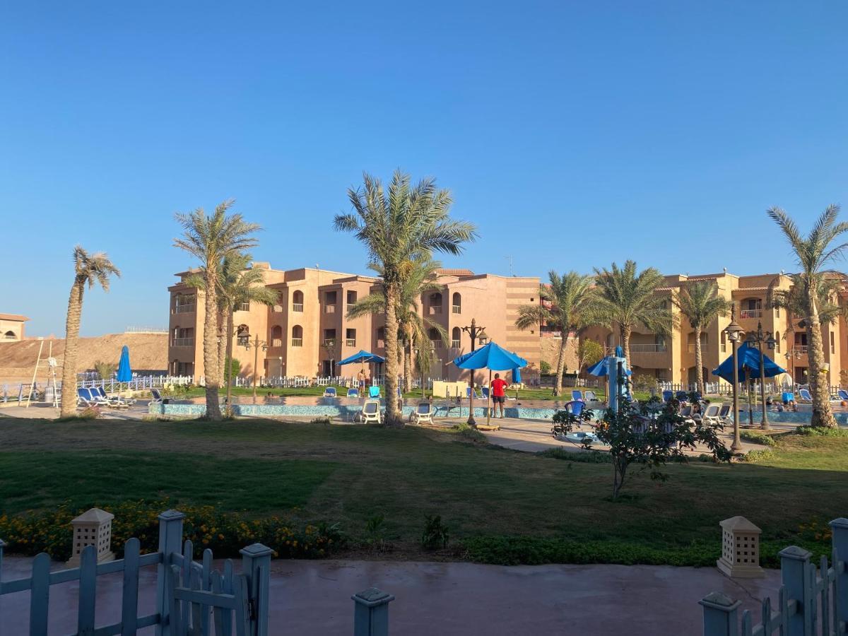 Special Chalets In Porto South Beach Families Ain Sukhna Exterior foto