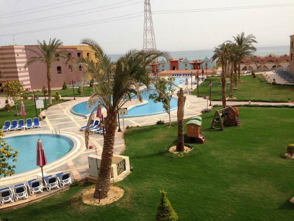 Special Chalets In Porto South Beach Families Ain Sukhna Exterior foto