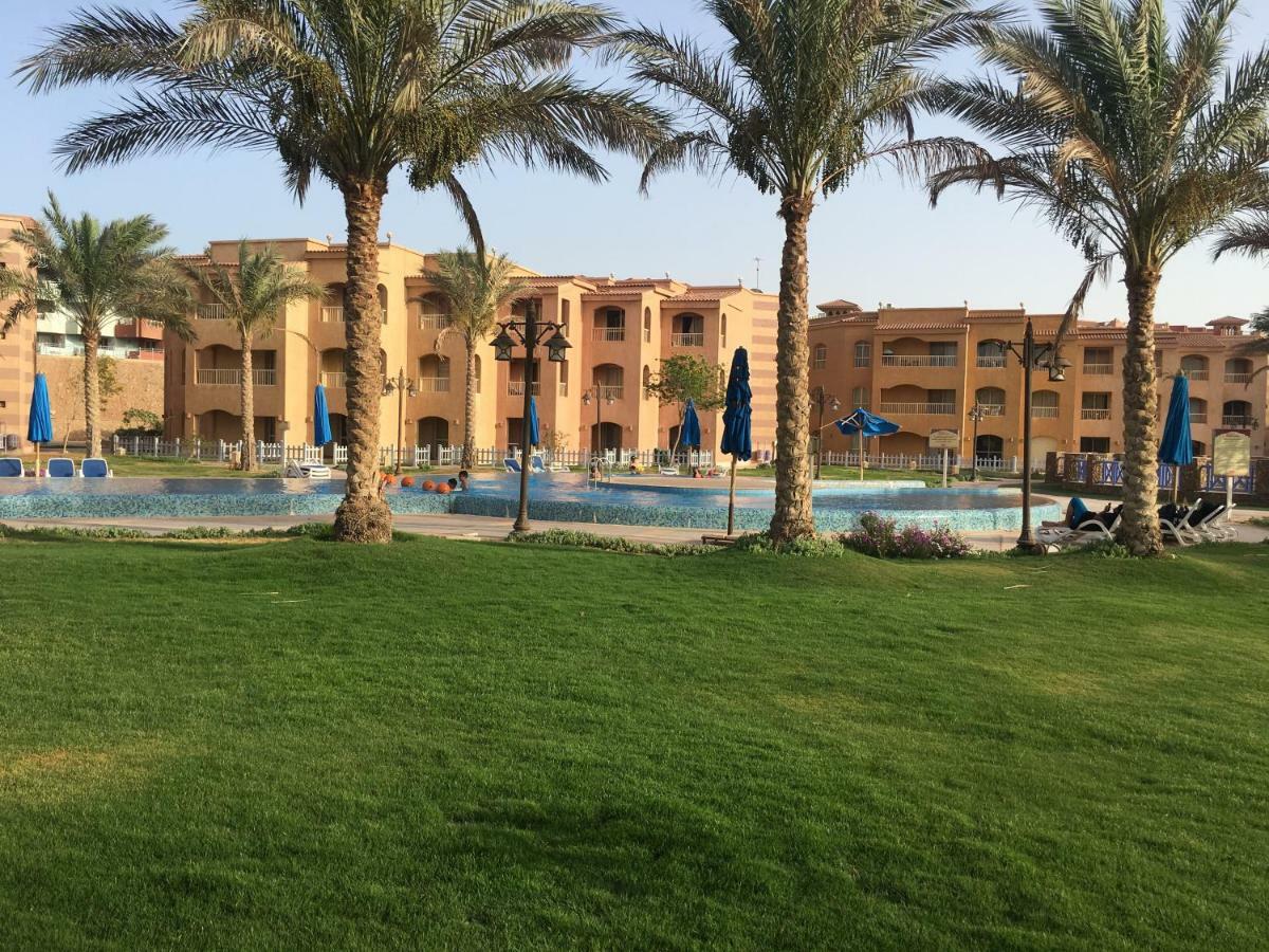 Special Chalets In Porto South Beach Families Ain Sukhna Exterior foto